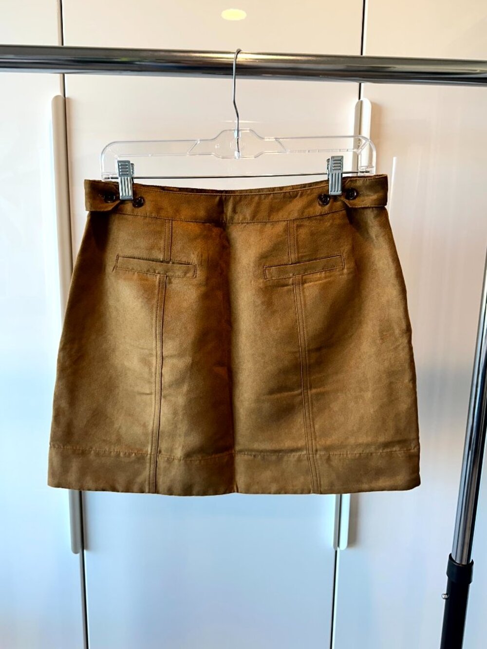 NWOT - Banana Republic - Vegan Suede Mini Skirt - Size 8 - Picture 4 of 9